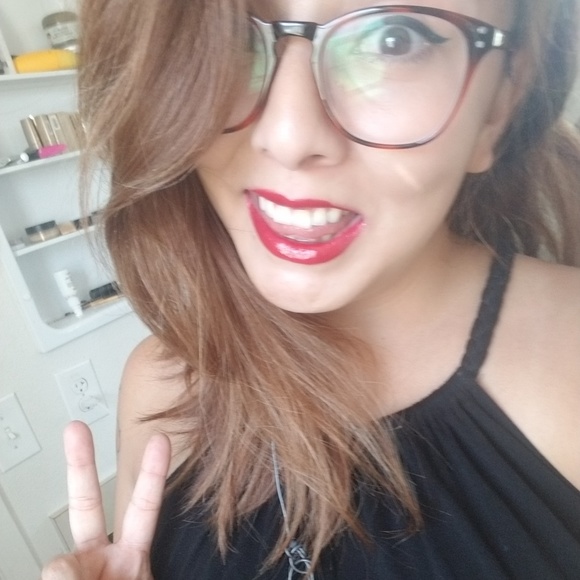 Meet your Posher, Suga - Picture 3 of 3